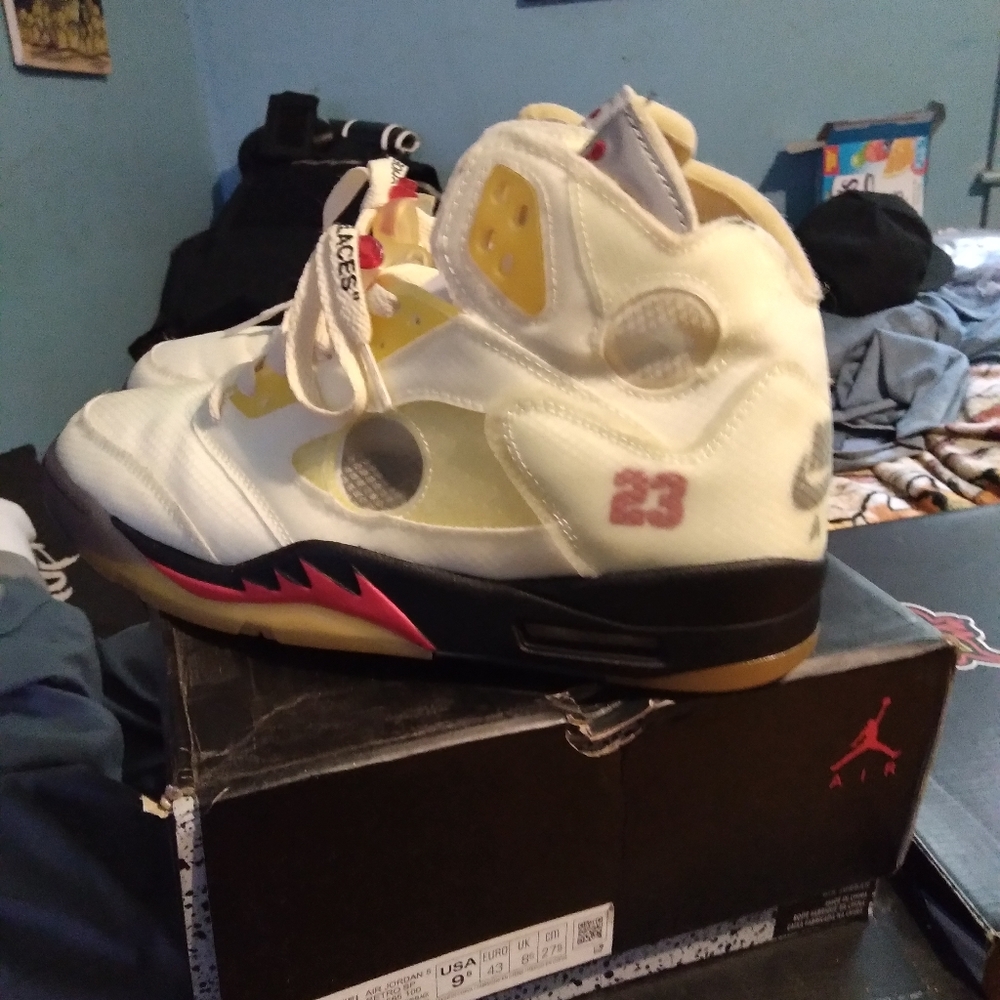 Off white 5